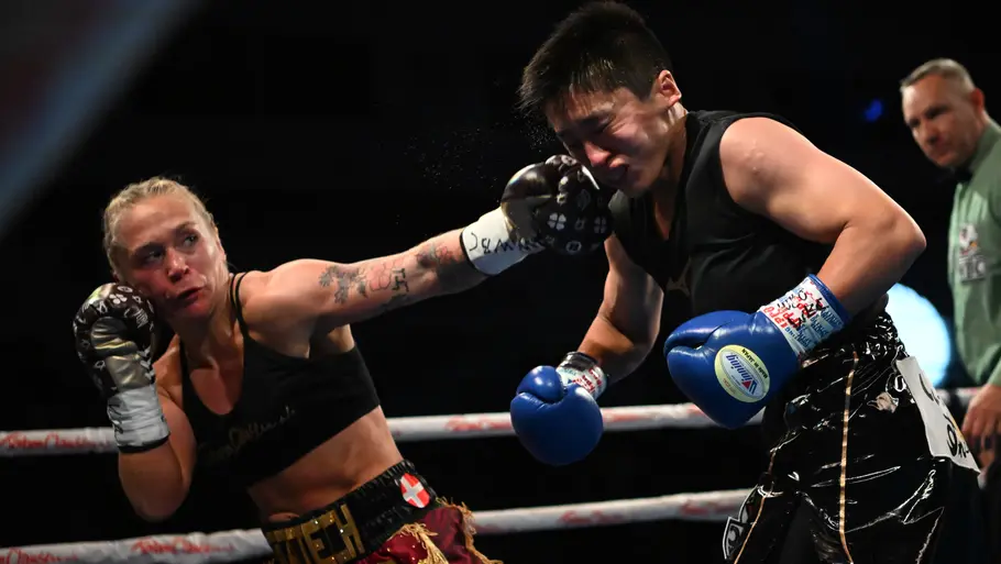 Thorslund outboxes Nuki, defends WBC and WBO world bantamweight titles