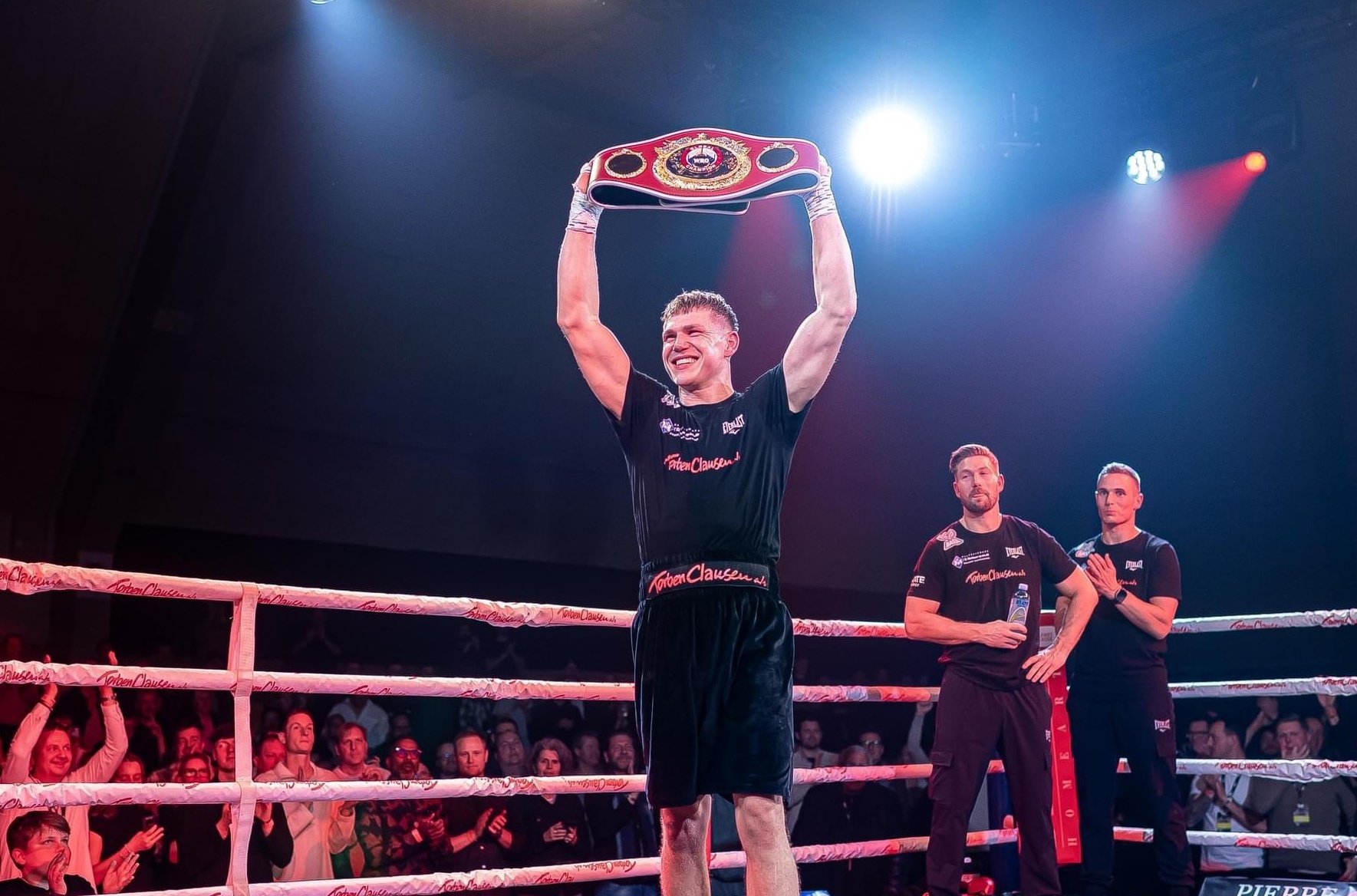 Jacob Bank defeats Damian Biacho, defends WBO Global title